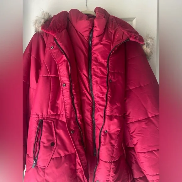 Magenta Puffer Jacket with Faux Fur Hood - Picture 2 of 4